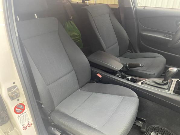 BMW 1 серии I (E81/E82/E87/E88) Рестайлинг с пробегом 2010 года, цена 650 000 рублей, 201843 км, хэтчбек, Автокод Объявления