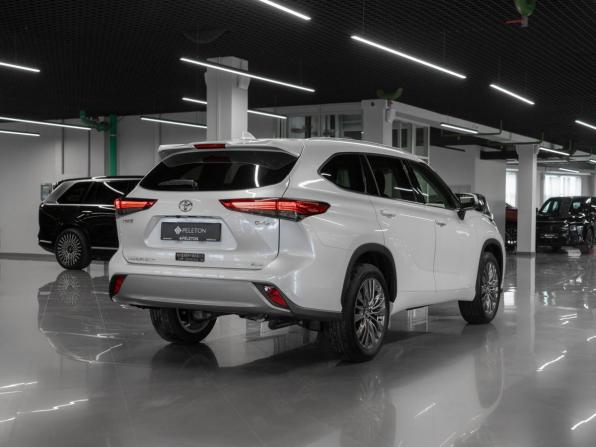 Toyota Highlander IV (XU70) с пробегом 2026 года, цена 5 340 000 рублей, 50 км, внедорожник, Автокод Объявления