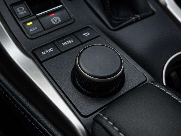 Lexus NX I с пробегом 2016 года, цена 2 550 000 рублей, 163032 км, внедорожник, Автокод Объявления