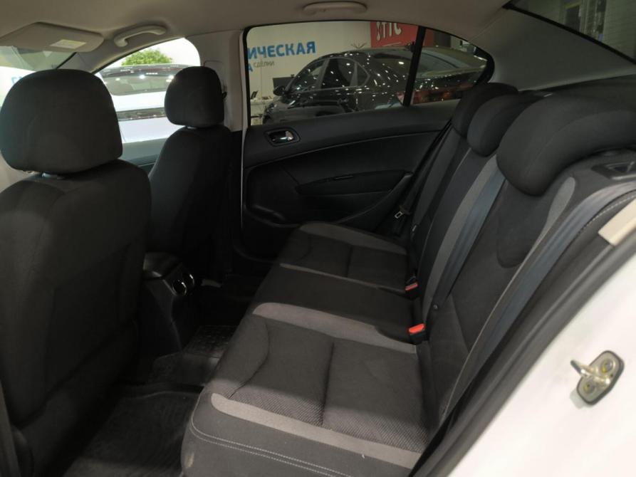 Peugeot 408 I Казань  - изображение 15