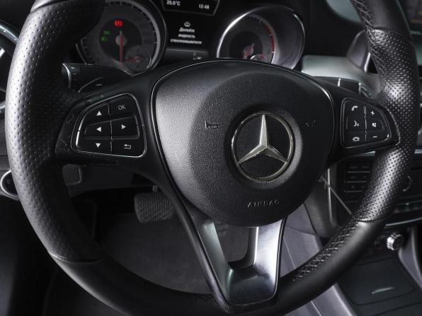 Mercedes-Benz CLA I (C117 X117) с пробегом 2015 года, цена 1 850 000 рублей, 109604 км, седан, Автокод Объявления