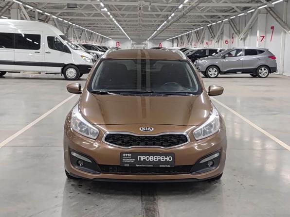 Kia Ceed II Рестайлинг с пробегом 2017 года, цена 1 380 000 рублей, 107205 км, универсал, Автокод Объявления