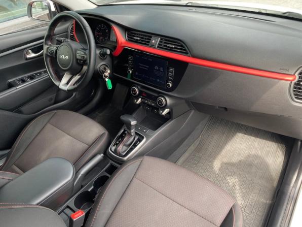 Kia Rio IV Рестайлинг с пробегом 2021 года, цена 1 749 000 рублей, 72029 км, хэтчбек, Автокод Объявления