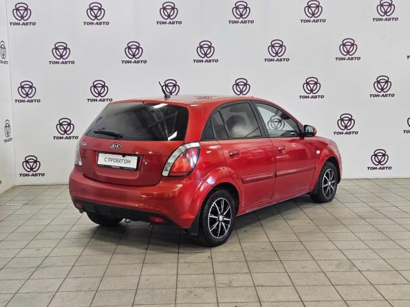 Kia Rio II Рестайлинг с пробегом 2011 года, цена 455 000 рублей, 219388 км, хэтчбек, Автокод Объявления