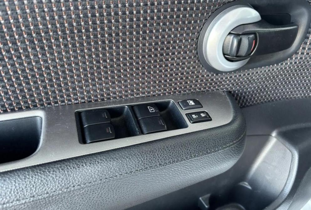Nissan Tiida I Рестайлинг Киров  - изображение 16