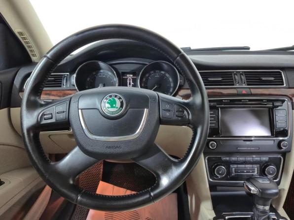 Skoda Superb II с пробегом 2012 года, цена 895 000 рублей, 258554 км, лифтбек, Автокод Объявления
