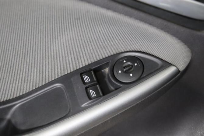 Ford Focus III с пробегом 2013 года, цена 729 990 рублей, 181000 км, хэтчбек, Автокод Объявления
