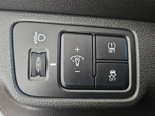 Hyundai Solaris II Рестайлинг с пробегом 2021 года, цена 1 369 000 рублей, 155502 км, седан, Автокод Объявления