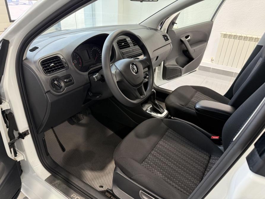 Volkswagen Polo V Рестайлинг Орел  - изображение 12