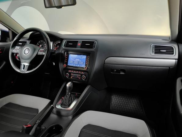 Volkswagen Jetta VI с пробегом 2011 года, цена 778 000 рублей, 222049 км, седан, Автокод Объявления