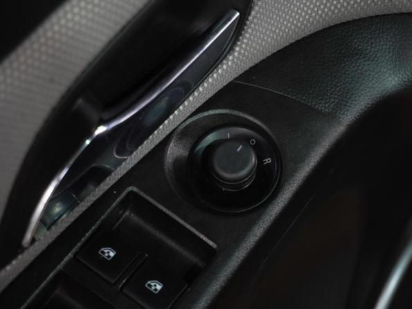 Chevrolet Cruze I Рестайлинг с пробегом 2013 года, цена 749 000 рублей, 217691 км, хэтчбек, Автокод Объявления