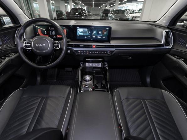 Kia Sorento IV Рестайлинг с пробегом 2024 года, цена 4 800 000 рублей, 58692 км, внедорожник, Автокод Объявления