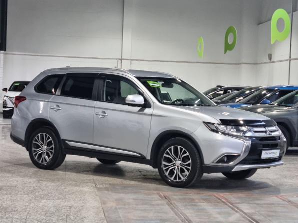 Mitsubishi Outlander III Рестайлинг 2 с пробегом 2017 года, цена 1 429 000 рублей, 152700 км, внедорожник, Автокод Объявления