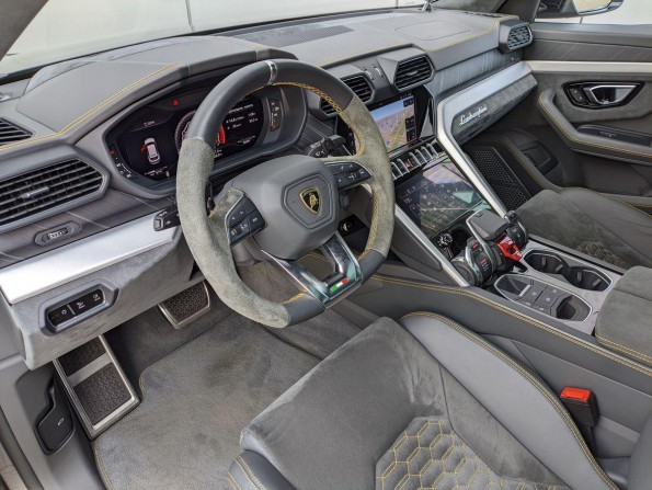 Lamborghini Urus I с пробегом 2021 года, цена 27 000 000 рублей, 35600 км, offers.body_type.unknown, Автокод Объявления