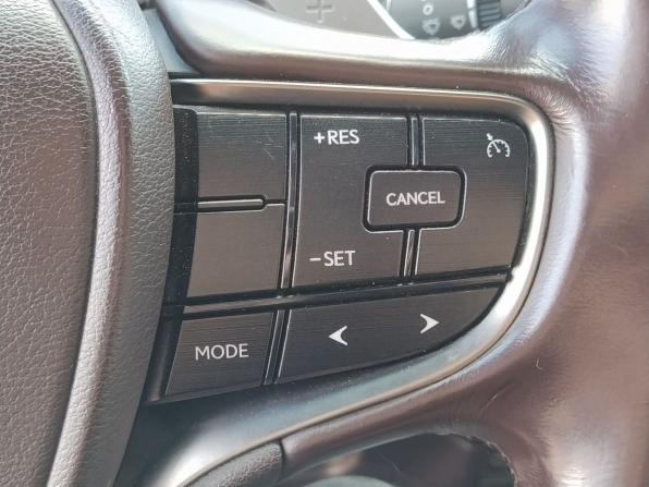Lexus ES VII с пробегом 2019 года, цена 3 899 000 рублей, 126000 км, седан, Автокод Объявления