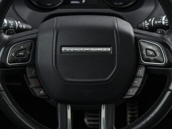 Land Rover Range Rover Evoque I Рестайлинг с пробегом 2017 года, цена 2 625 000 рублей, 99958 км, внедорожник, Автокод Объявления