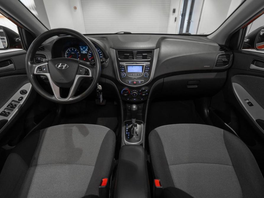 Hyundai Solaris I Москва  - изображение 8