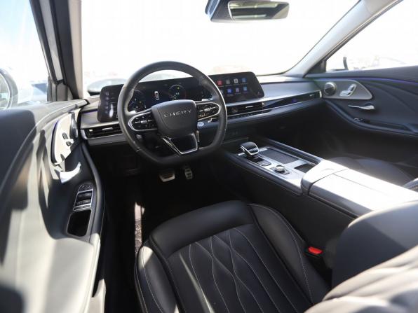 Chery Arrizo 8 с пробегом 2024 года, цена 3 199 000 рублей, 12513 км, седан, Автокод Объявления