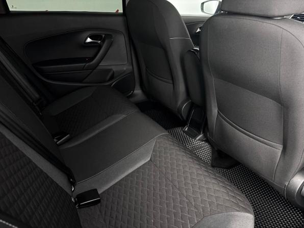 Volkswagen Polo V Рестайлинг с пробегом 2018 года, цена 1 249 000 рублей, 99796 км, седан, Автокод Объявления