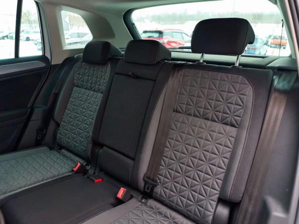 Volkswagen Tiguan II Рестайлинг с пробегом 2021 года, цена 3 450 000 рублей, 50760 км, внедорожник, Автокод Объявления