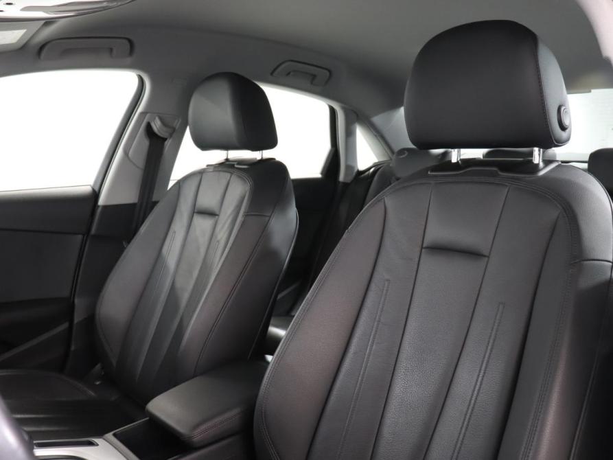 Audi A4 V (B9) Москва  - изображение 17