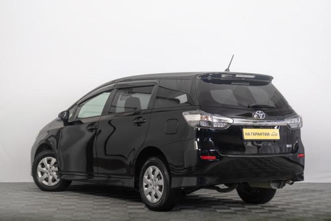 Toyota Wish II Рестайлинг с пробегом 2015 года, цена 1 729 000 рублей, 150000 км, минивэн, Автокод Объявления