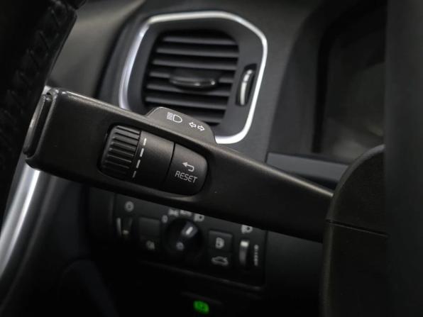 Volvo S60 II с пробегом 2013 года, цена 1 180 000 рублей, 139984 км, седан, Автокод Объявления