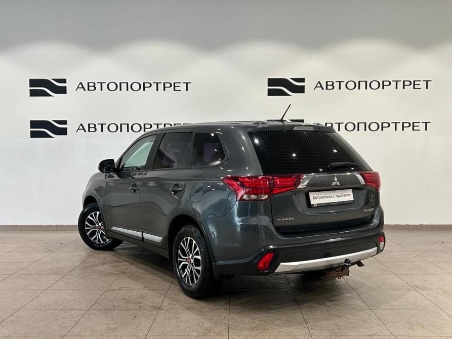 Mitsubishi Outlander III Рестайлинг 2 Санкт-Петербург  - изображение 5