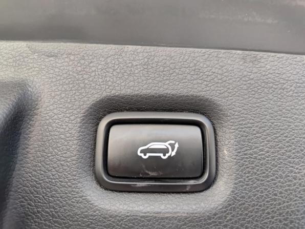Hyundai Santa Fe IV Рестайлинг с пробегом 2022 года, цена 3 469 000 рублей, 125380 км, внедорожник, Автокод Объявления