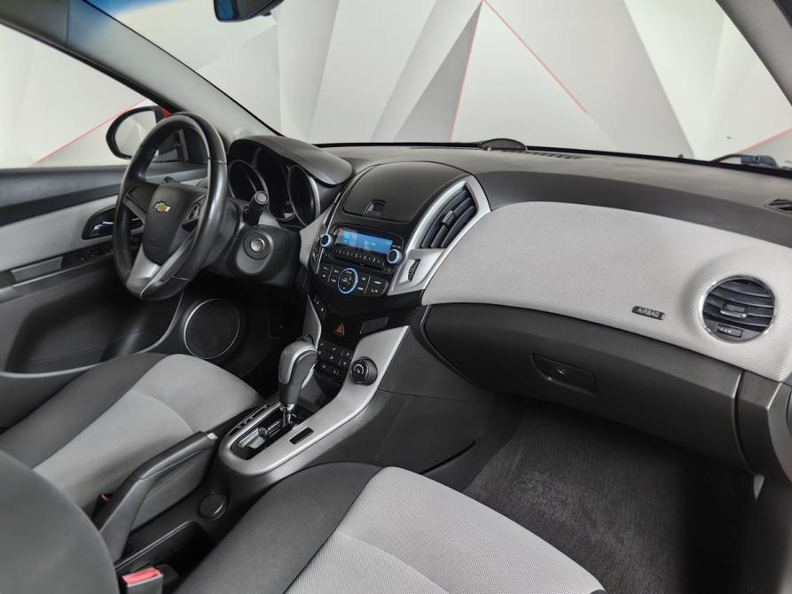 Chevrolet Cruze I Рестайлинг Москва  - изображение 13