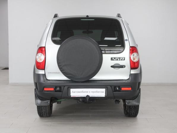Chevrolet Niva I Рестайлинг с пробегом 2017 года, цена 749 900 рублей, 139505 км, внедорожник, Автокод Объявления