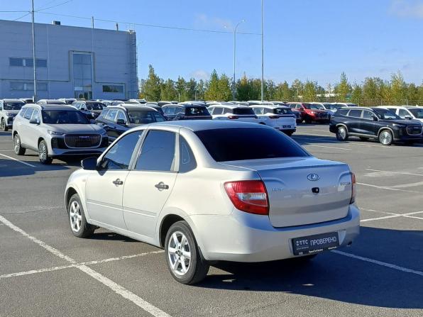 Lada (ВАЗ) Granta I с пробегом 2017 года, цена 395 000 рублей, 156149 км, седан, Автокод Объявления