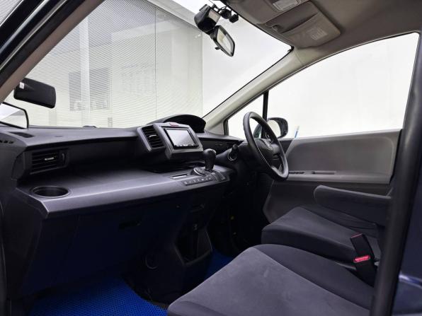 Honda Freed I с пробегом 2010 года, цена 1 150 000 рублей, 165000 км, компактвэн, Автокод Объявления