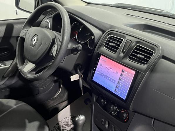 Renault Sandero II с пробегом 2015 года, цена 834 200 рублей, 58942 км, хэтчбек, Автокод Объявления