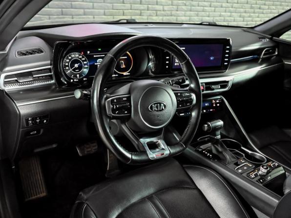 Kia K5 III с пробегом 2021 года, цена 2 600 000 рублей, 136153 км, седан, Автокод Объявления
