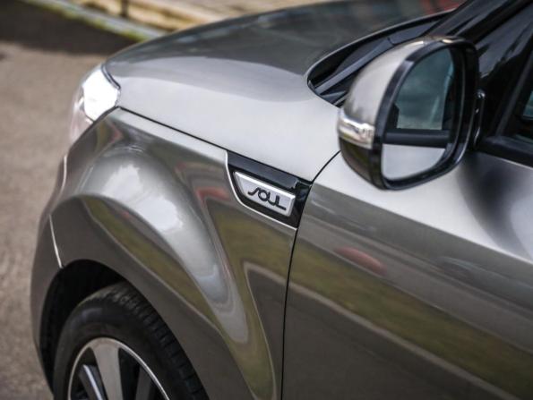 Kia Soul II Рестайлинг с пробегом 2018 года, цена 1 399 777 рублей, 207401 км, хэтчбек, Автокод Объявления