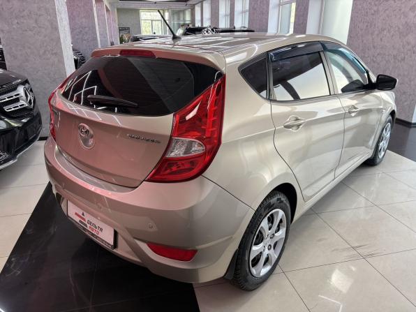 Hyundai Solaris I с пробегом 2013 года, цена 775 000 рублей, 219558 км, хэтчбек, Автокод Объявления