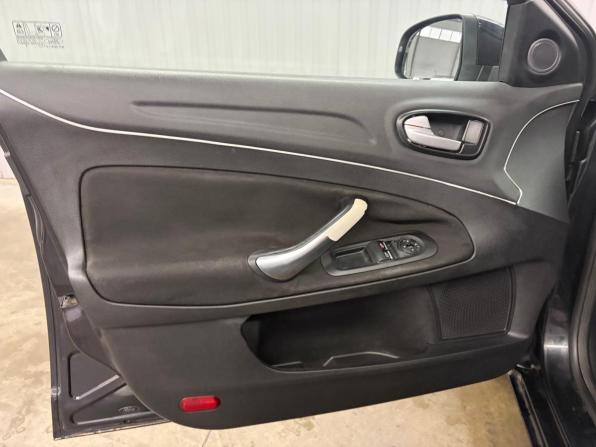 Ford Mondeo IV с пробегом 2010 года, цена 697 000 рублей, 233870 км, седан, Автокод Объявления