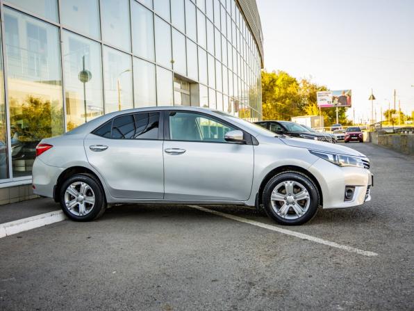 Toyota Corolla XI (E160 E170 E180) с пробегом 2013 года, цена 998 000 рублей, 225259 км, седан, Автокод Объявления