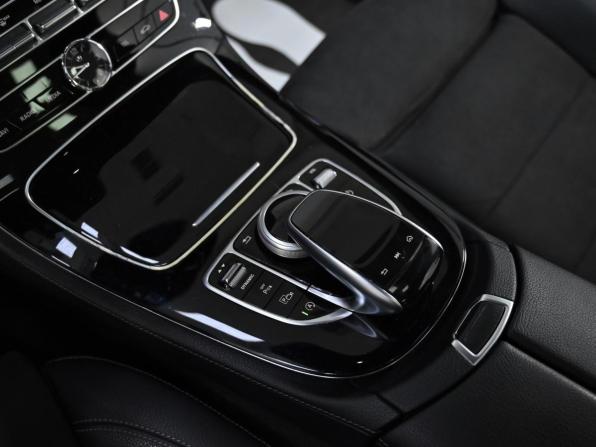 Mercedes-Benz E-Класс V (W213 S213 C238) с пробегом 2016 года, цена 2 699 000 рублей, 96000 км, седан, Автокод Объявления