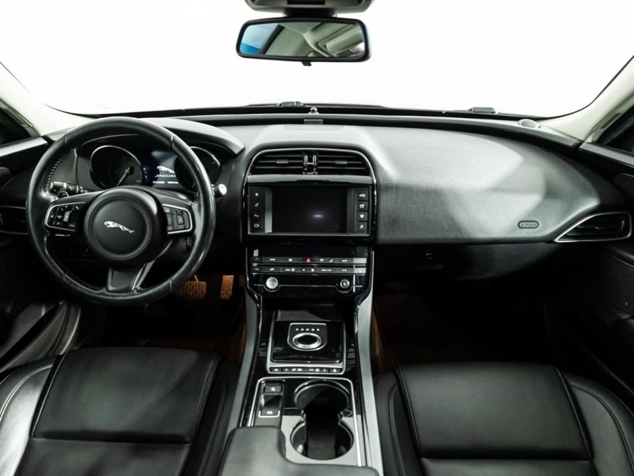 Jaguar XE I Санкт-Петербург  - изображение 13