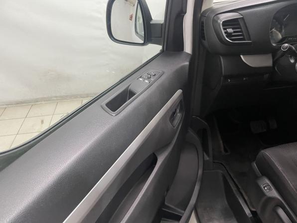 Peugeot Traveller I с пробегом 2020 года, цена 2 390 000 рублей, 335000 км, минивэн, Автокод Объявления