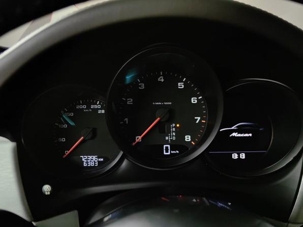 Porsche Macan I с пробегом 2017 года, цена 4 200 000 рублей, 72302 км, внедорожник, Автокод Объявления