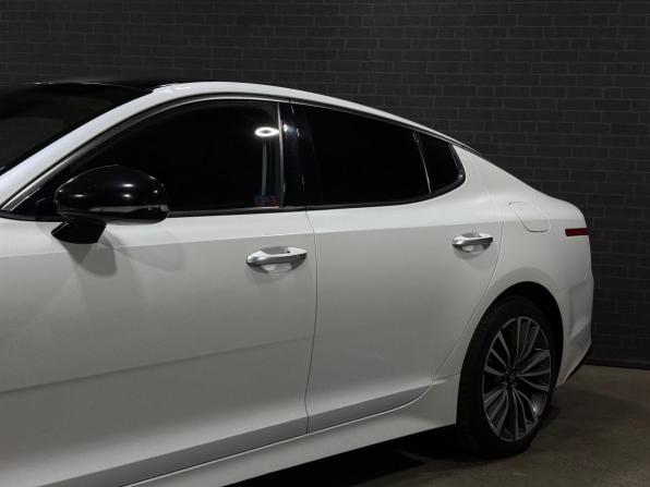 Kia Stinger I с пробегом 2018 года, цена 2 400 000 рублей, 122894 км, лифтбек, Автокод Объявления