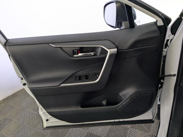 Toyota RAV4 V (XA50) с пробегом 2023 года, цена 3 850 000 рублей, 41350 км, внедорожник, Автокод Объявления