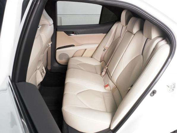 Toyota Camry VIII (XV70) Рестайлинг с пробегом 2022 года, цена 4 070 000 рублей, 32183 км, седан, Автокод Объявления