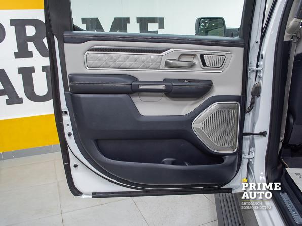 Ram 1500 V Рестайлинг с пробегом 2025 года, цена 10 599 000 рублей, 17 км, offers.body_type.unknown, Автокод Объявления