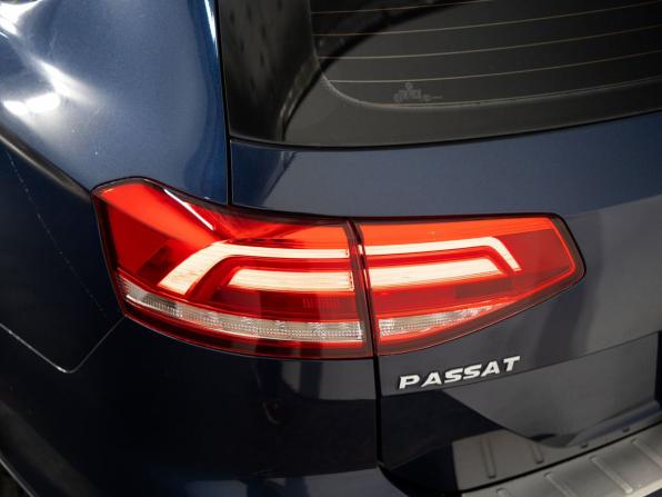 Volkswagen Passat B8 с пробегом 2015 года, цена 1 420 000 рублей, 138299 км, универсал, Автокод Объявления