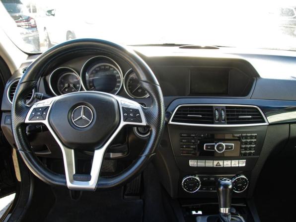 Mercedes-Benz C-Класс III (W204) Рестайлинг с пробегом 2012 года, цена 1 350 000 рублей, 211337 км, седан, Автокод Объявления