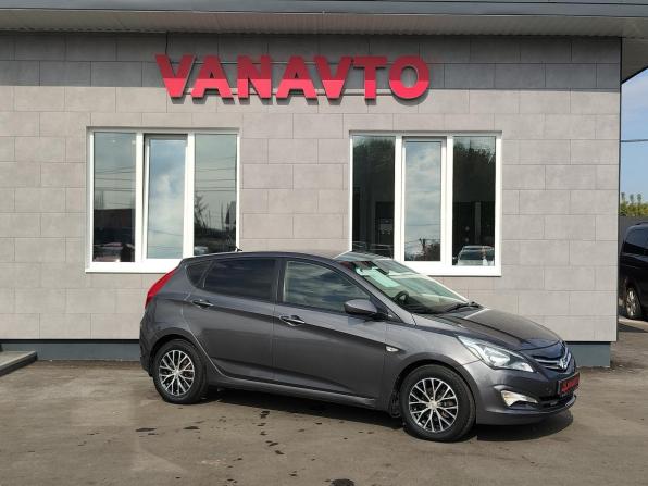 Hyundai Solaris I Рестайлинг с пробегом 2015 года, цена 870 000 рублей, 165937 км, хэтчбек, Автокод Объявления